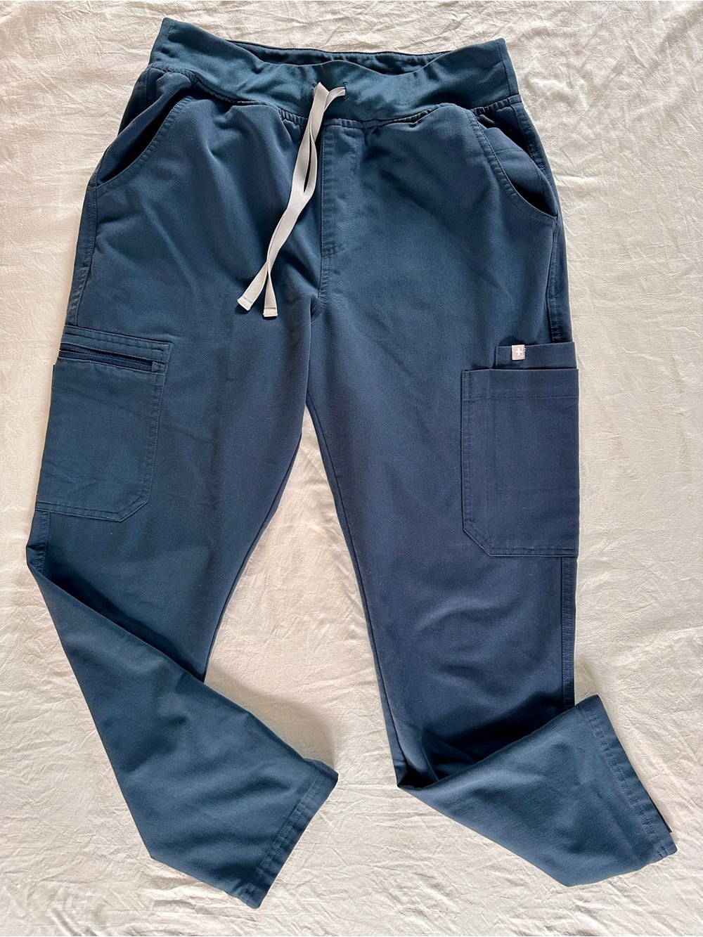 FIGS Kade scrub pants